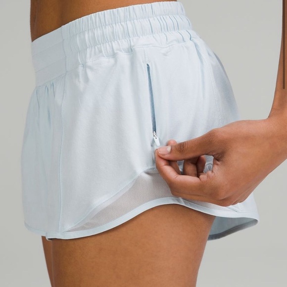 NWT Lululemon hotty hot shorts - Picture 2 of 5